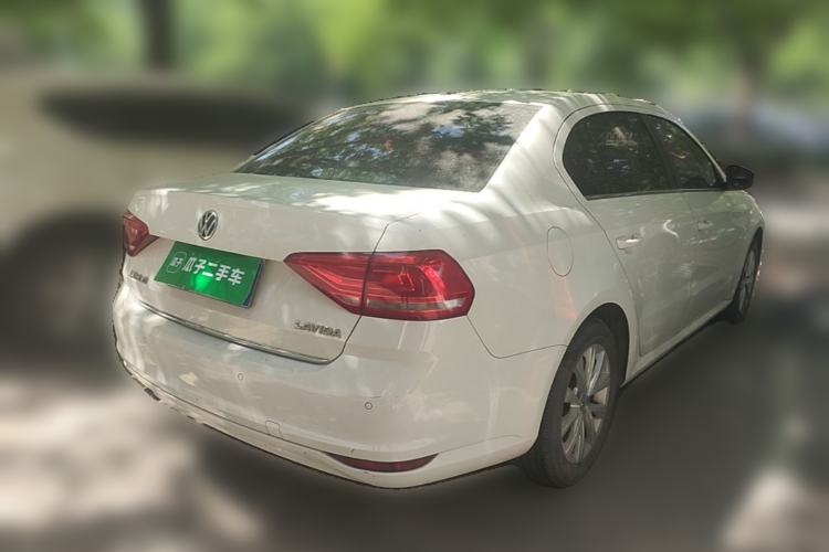 Used Volkswagen Lavida 2015 1.6L Manual Comfort Edition Rear Right 45 Deg