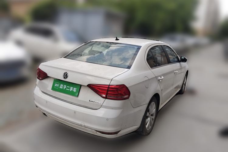 Used Volkswagen Lavida 2015 1.6L Manual Comfort Edition Rear Right 45 Deg