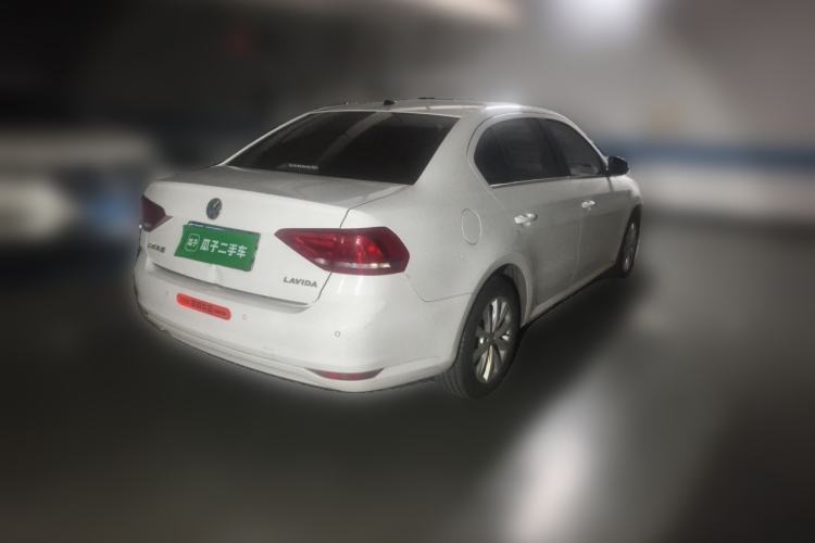Used Volkswagen Lavida 2015 1.6L Automatic Comfort Edition Rear Right 45 Deg