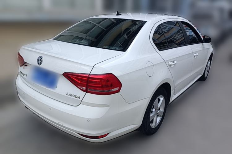 Used Volkswagen Lavida 2015 1.6L Automatic Fashion Edition Rear Right 45 Deg