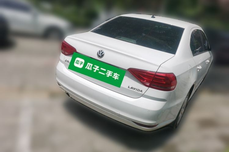 Used Volkswagen Lavida 2015 1.6L Manual Fashion Edition Rear Right 45 Deg