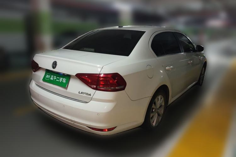 Used Volkswagen Lavida 2015 1.6L Automatic Comfort Edition Rear Right 45 Deg
