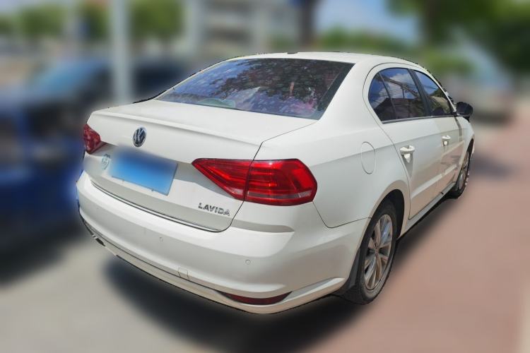 Used Volkswagen Lavida 2015 1.6L Manual Comfort Edition Rear Right 45 Deg