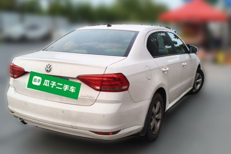 Used Volkswagen Lavida 2015 1.6L Manual Fashion Edition Rear Right 45 Deg