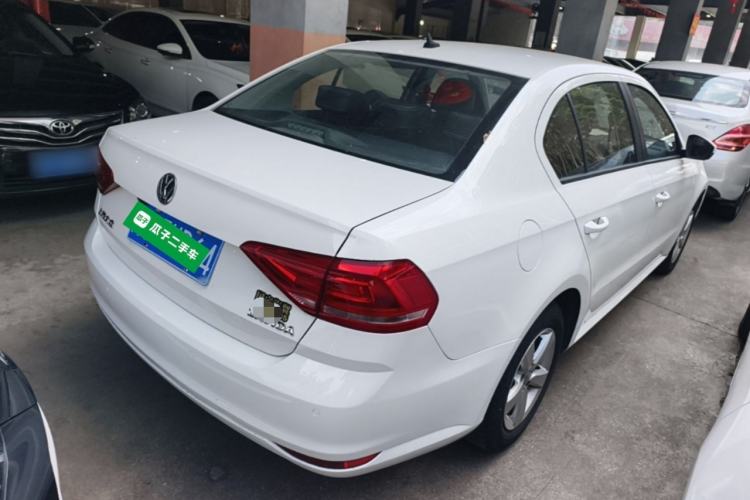 Used Volkswagen Lavida 2015 1.6L Automatic Fashion Edition Rear Right 45 Deg