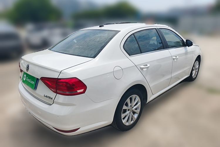 Used Volkswagen Lavida 2015 1.6L Automatic Comfort Edition Rear Right 45 Deg