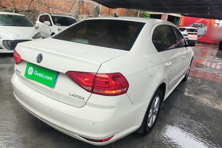 Used Volkswagen Lavida 2015 1.6L Automatic Fashion Edition Rear Right 45 Deg