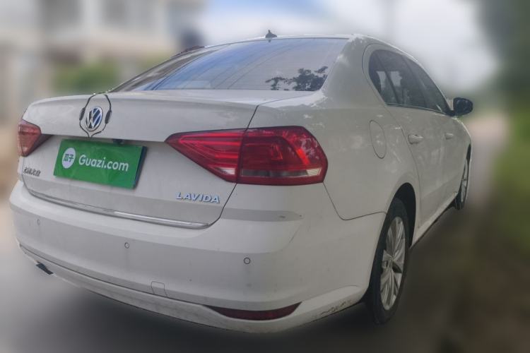Used Volkswagen Lavida 2015 1.6L Automatic Comfort Edition Rear Right 45 Deg