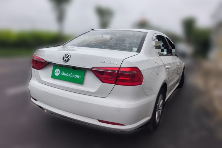 Used Volkswagen Lavida 2015 1.6L Automatic Fashion Edition Rear Right 45 Deg