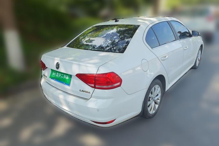 Used Volkswagen Lavida 2015 1.6L Manual Comfort Edition Rear Right 45 Deg