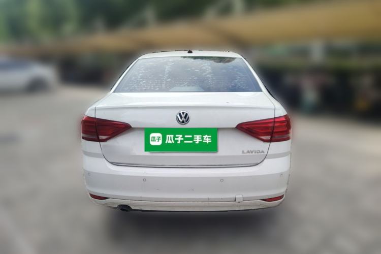 Used Volkswagen Lavida 2015 1.6L Manual Comfort Edition Rear