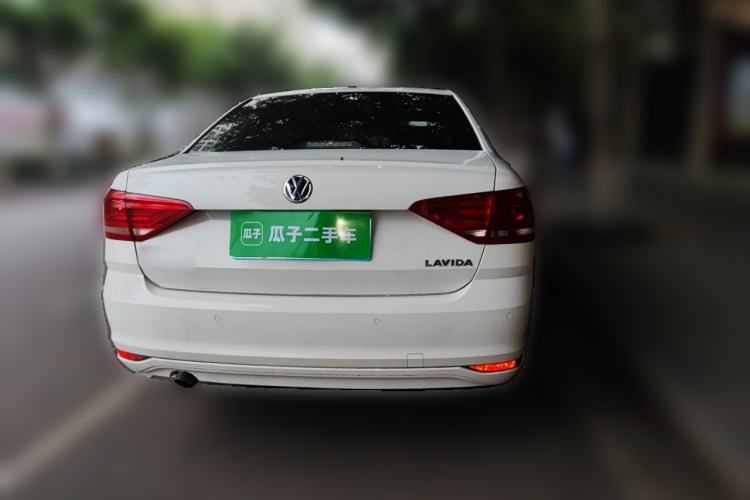 Used Volkswagen Lavida 2015 1.6L Manual Fashion Edition Rear