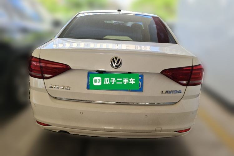 Used Volkswagen Lavida 2015 1.6L Automatic Comfort Edition Rear