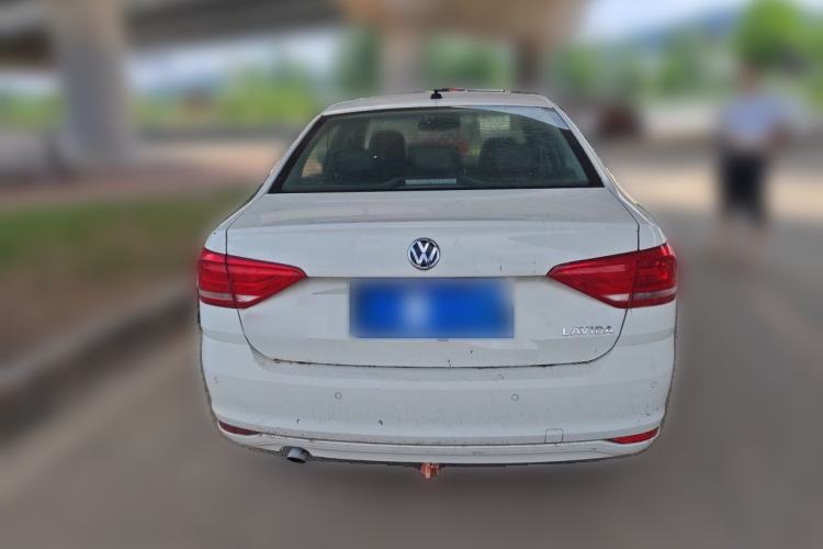 Used Volkswagen Lavida 2015 1.6L Manual Fashion Edition Rear