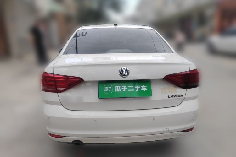 Used Volkswagen Lavida 2015 1.6L Automatic Fashion Edition Rear