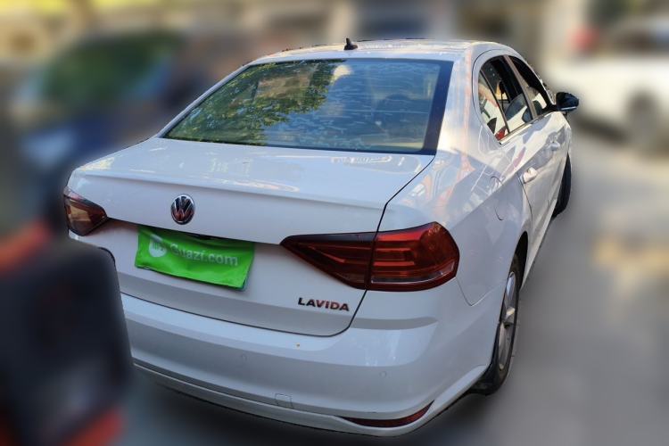 Used Volkswagen Lavida 2015 1.6L Manual Fashion Edition Rear