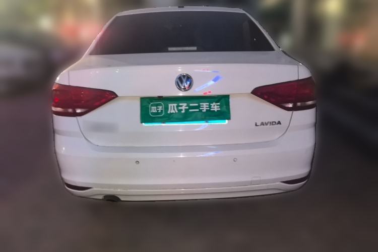 Used Volkswagen Lavida 2015 1.6L Automatic Comfort Edition Rear