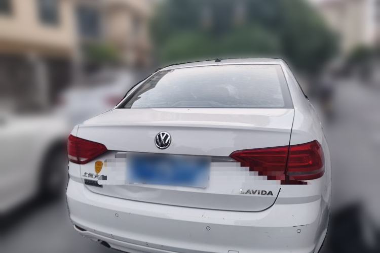 Used Volkswagen Lavida 2015 1.6L Manual Fashion Edition Rear