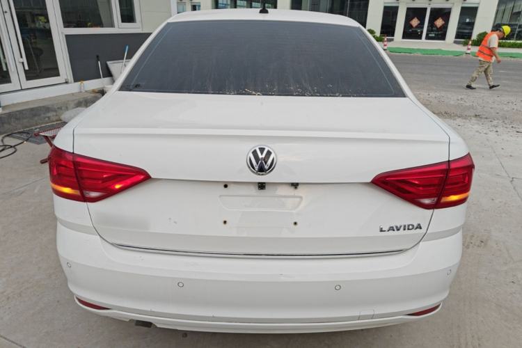 Used Volkswagen Lavida 2015 1.6L Automatic Comfort Edition Rear