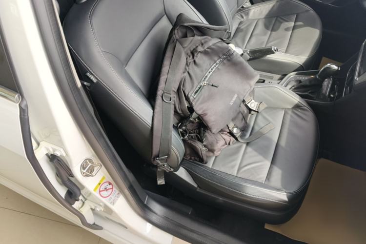 Used Volkswagen Lavida 2015 1.6L Automatic Comfort Edition Right Front Seat