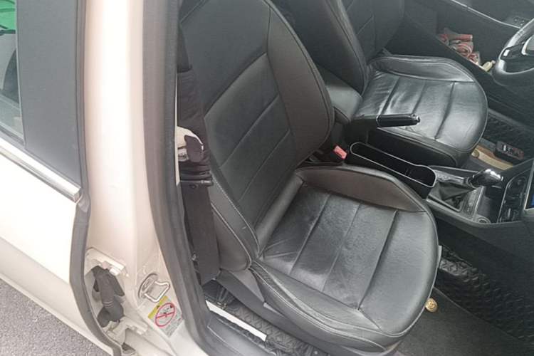 Used Volkswagen Lavida 2015 1.6L Automatic Comfort Edition Right Front Seat