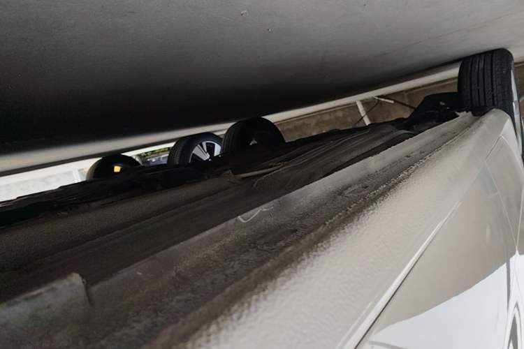 Used Volkswagen Lavida 2015 1.6L Manual Fashion Edition Right Side Sill