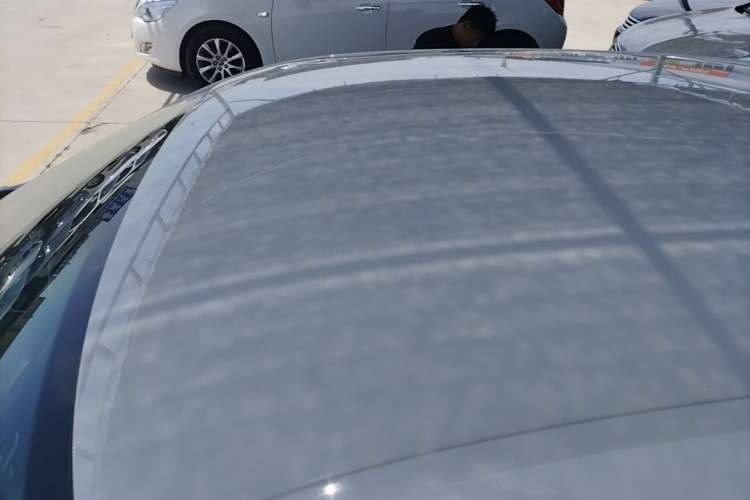 Used Volkswagen Lavida 2015 1.6L Automatic Fashion Edition Roof