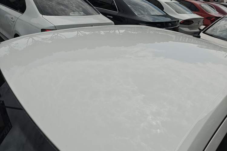 Used Volkswagen Lavida 2015 1.6L Automatic Fashion Edition Roof