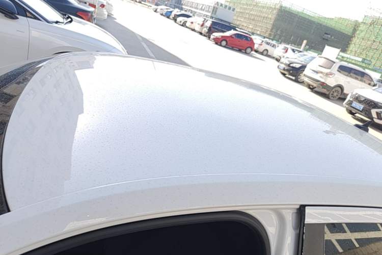 Used Volkswagen Lavida 2015 1.6L Automatic Fashion Edition Roof