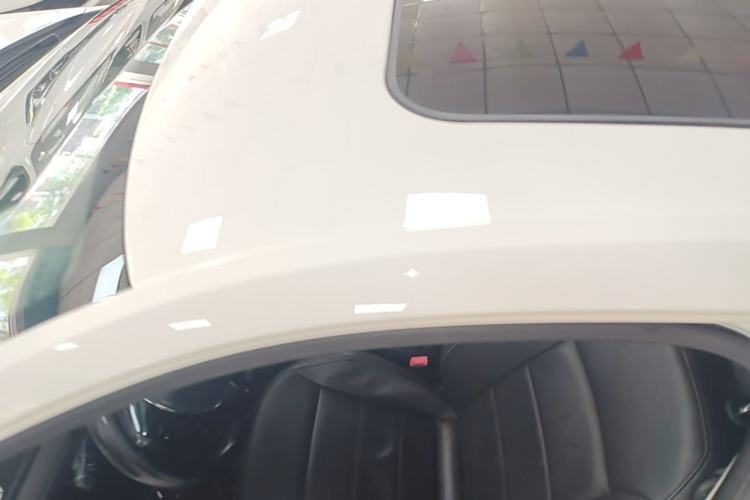 Used Volkswagen Lavida 2015 1.6L Automatic Comfort Edition Roof