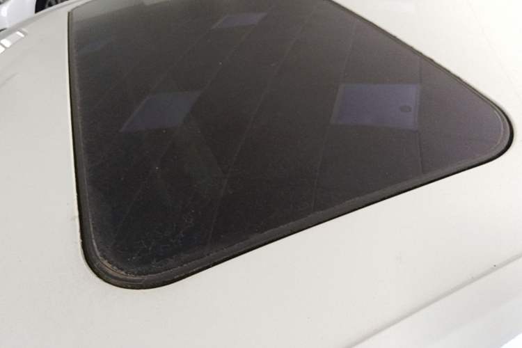 Used Volkswagen Lavida 2015 1.6L Automatic Comfort Edition Roof