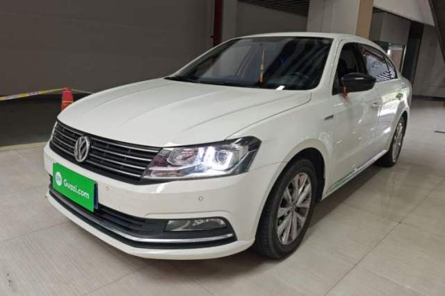 Used Volkswagen Lavida 2015 1.6L Manual Comfort Edition