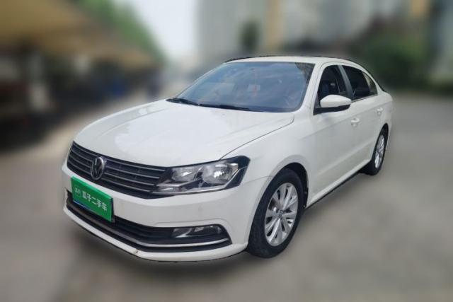 Used Volkswagen Lavida 2015 1.6L Manual Comfort Edition