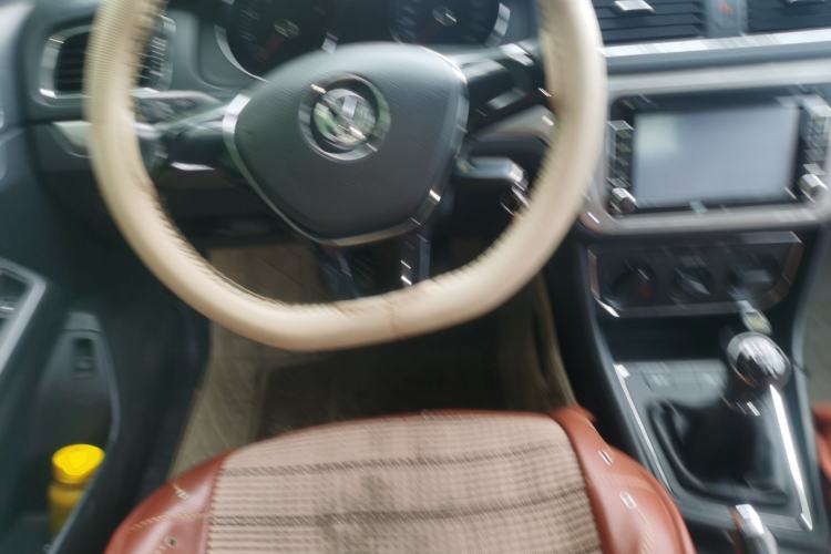 Used Volkswagen Lavida 2015 230TSI Manual Comfort Edition Steering Wheel