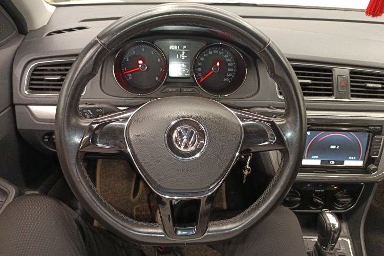 Used Volkswagen Lavida 2015 230TSI DSG Comfort Edition Steering Wheel