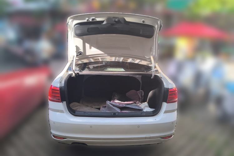 Used Volkswagen Lavida 2015 230TSI Manual Comfort Edition Trunk