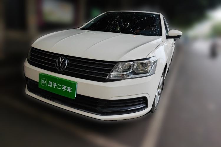 Used Volkswagen Lavida 2015 1.6L Manual Fashion Edition Guazi used car, China used car export, Used car for sale, Used cars, Cheapest cars for sale
