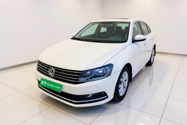 Ojetý Volkswagen Lavida 2015 1.6L Automatic Comfort Edition