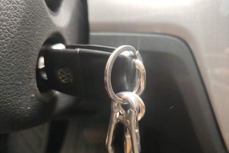 Used Volkswagen Lavida 2015 1.6L Automatic Comfort Edition Vehicle Key