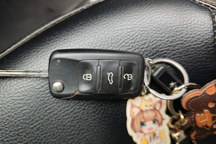 Used Volkswagen Lavida 2015 1.6L Manual Fashion Edition Vehicle Key