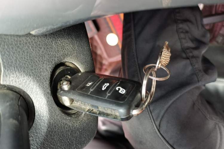 Used Volkswagen Lavida 2015 1.6L Automatic Fashion Edition Vehicle Key