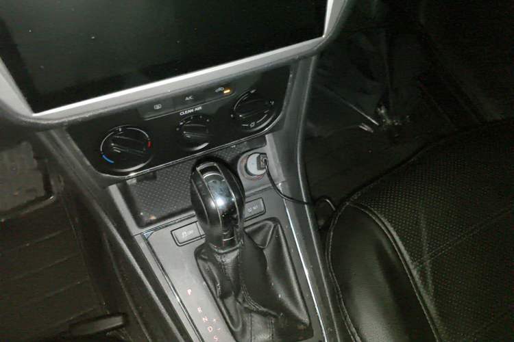 Used Volkswagen Lavida 2015 1.6L Automatic Comfort Edition Vehicle Key