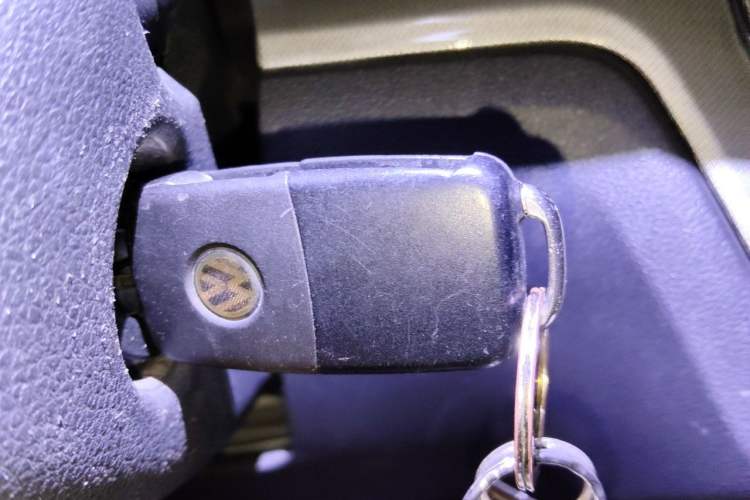 Used Volkswagen Lavida 2015 1.6L Automatic Comfort Edition Vehicle Key