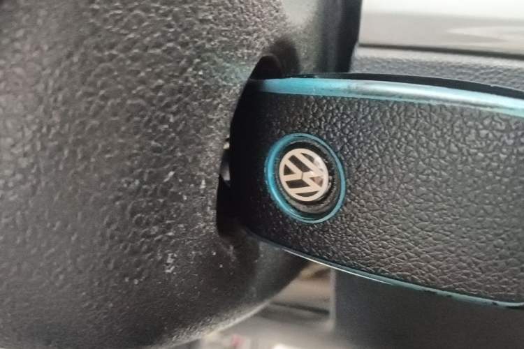 Used Volkswagen Lavida 2015 1.6L Automatic Comfort Edition Vehicle Key