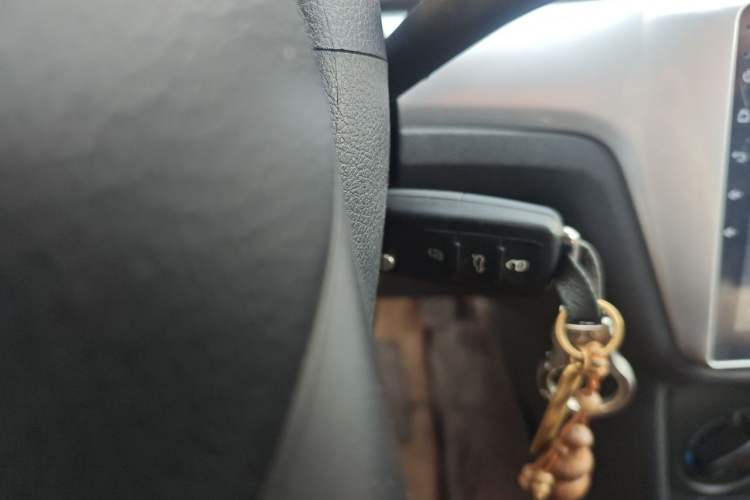 Used Volkswagen Lavida 2015 1.6L Manual Fashion Edition Vehicle Key