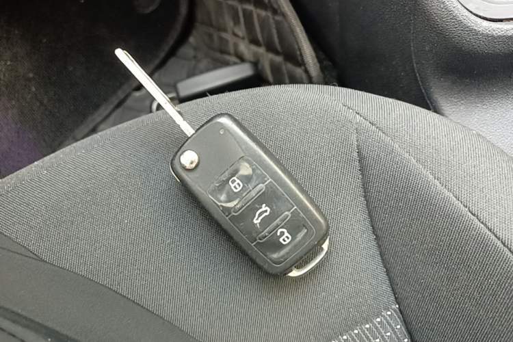 Used Volkswagen Lavida 2015 1.6L Automatic Fashion Edition Vehicle Key