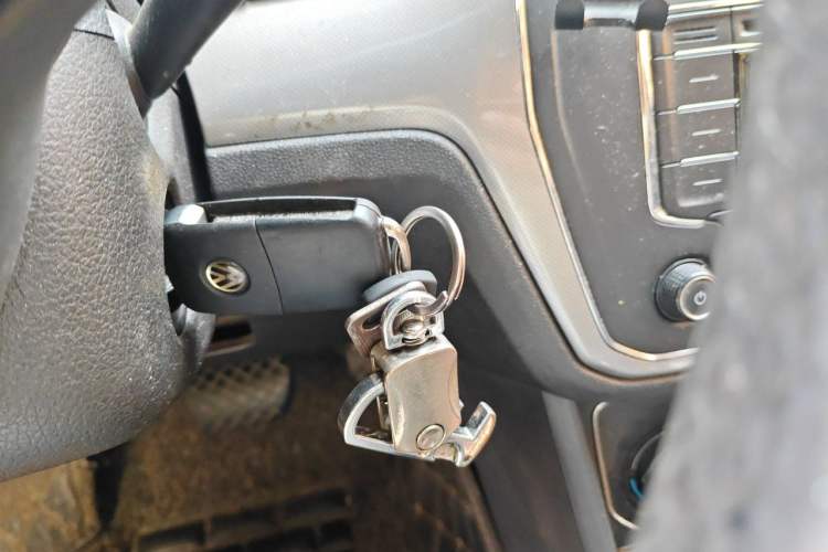 Used Volkswagen Lavida 2015 1.6L Automatic Comfort Edition Vehicle Key