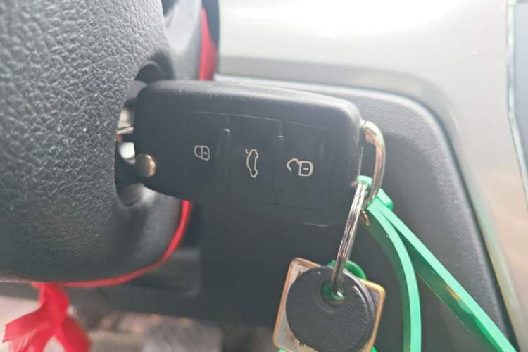Used Volkswagen Lavida 2015 230TSI DSG Comfort Edition Vehicle Key