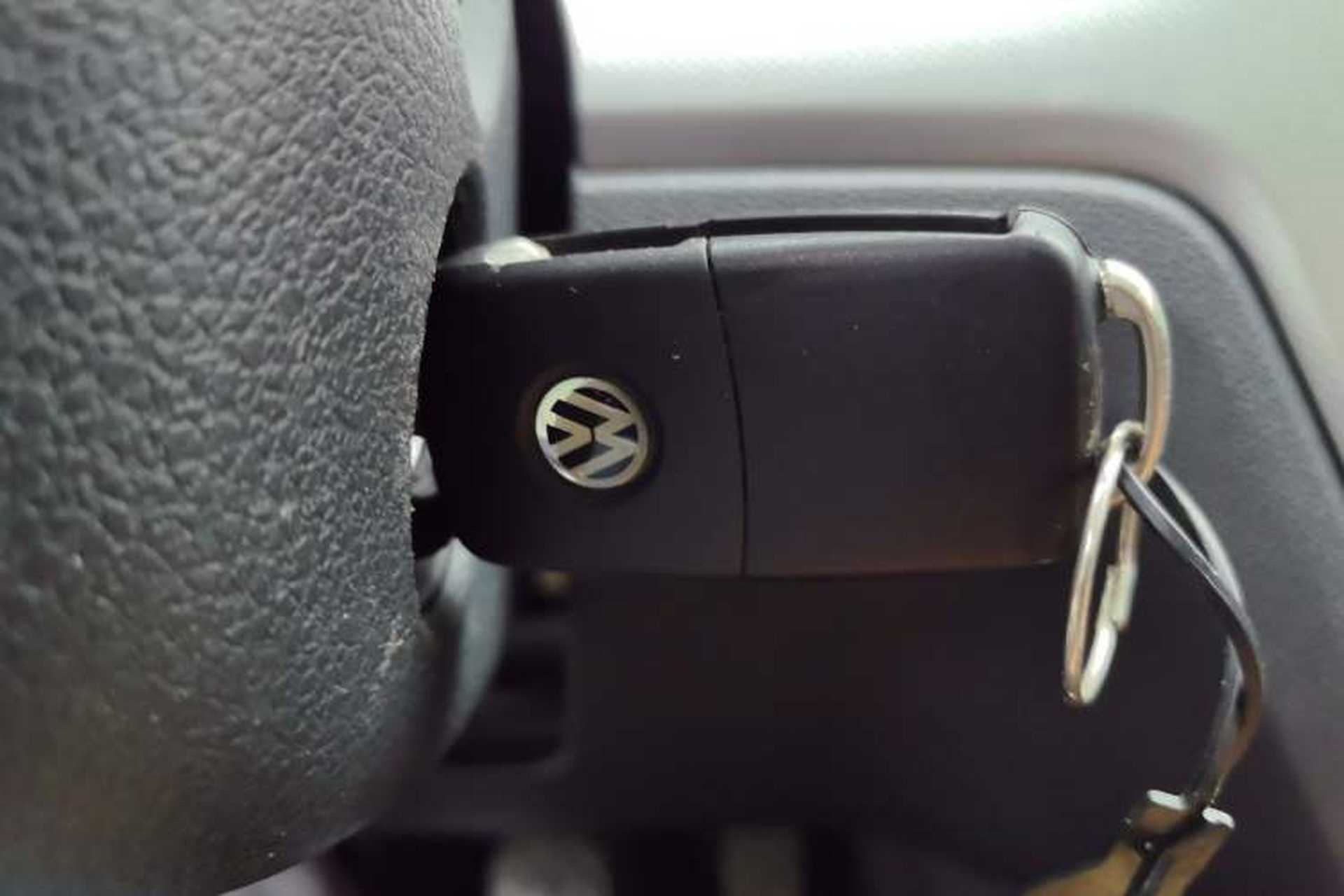 Used Volkswagen Lavida 2015 1.6L Manual Comfort Edition Vehicle Key