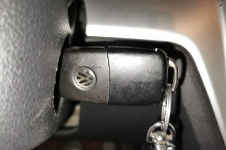 Used Volkswagen Lavida 2015 1.6L Manual Fashion Edition Vehicle Key